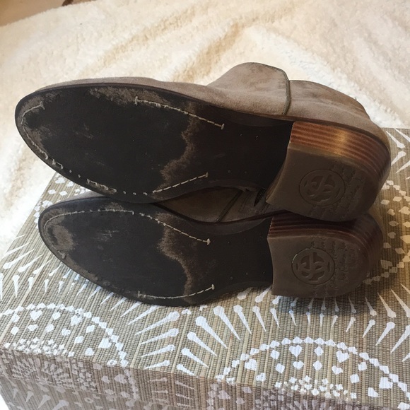 Sam Edelman Petty Ankle Bootie - Picture 5 of 8